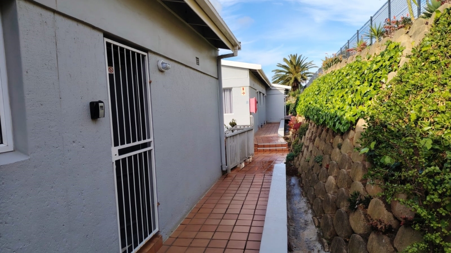 3 Bedroom Property for Sale in De Bakke Western Cape